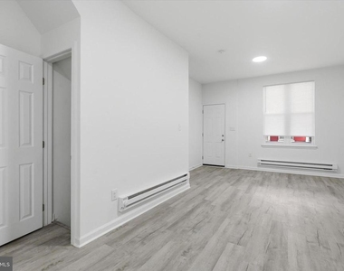 5715 Malcolm Street - Photo Thumbnail 12