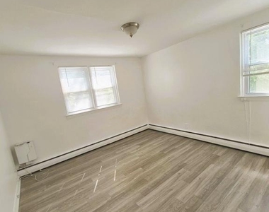 6486 Matthews Street - Photo Thumbnail 1