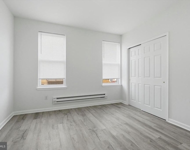 3872 Wyalusing Avenue - Photo Thumbnail 4