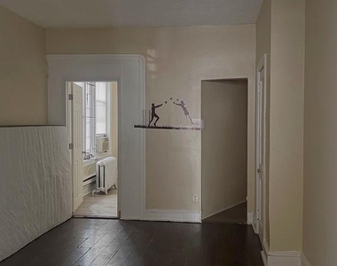 412 Lindley Avenue - Photo Thumbnail 2