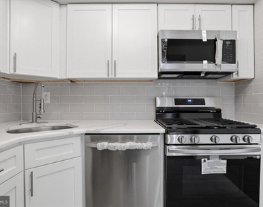 7750 Rockwell Avenue - Photo Thumbnail 10