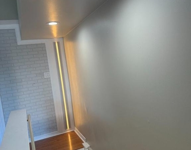 7750 Rockwell Avenue - Photo Thumbnail 23
