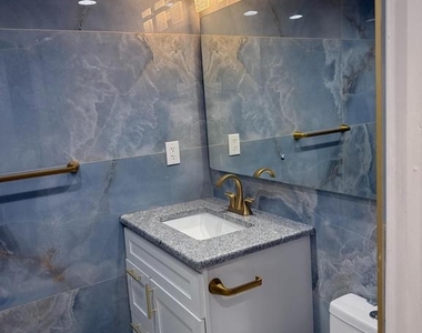 7750 Rockwell Avenue - Photo Thumbnail 28