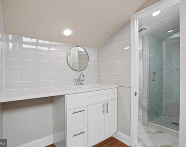 7750 Rockwell Avenue - Photo Thumbnail 24