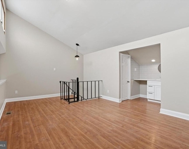 7750 Rockwell Avenue - Photo Thumbnail 21