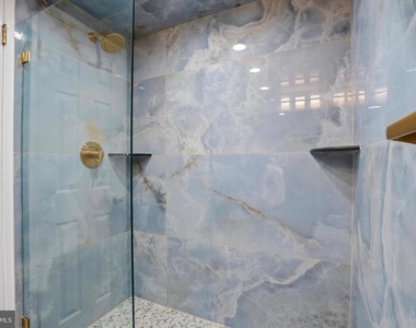 7750 Rockwell Avenue - Photo Thumbnail 17
