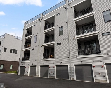 2150 Northbank Place - Photo Thumbnail 33