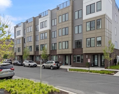 2150 Northbank Place - Photo Thumbnail 1