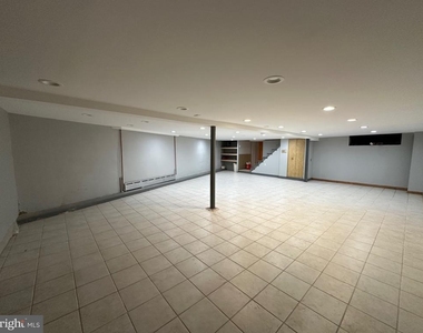 2033 W Passyunk Avenue - Photo Thumbnail 3