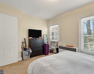 350 Green Lane - Photo Thumbnail 4