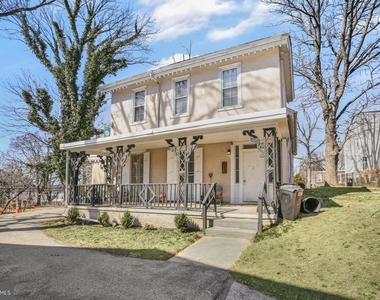 350 Green Lane - Photo Thumbnail 16