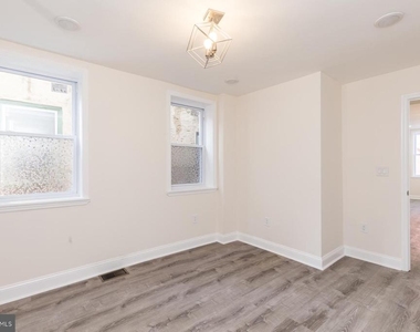 537 N 33rd Street - Photo Thumbnail 10