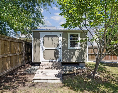 134 Huzzas Circle - Photo Thumbnail 22