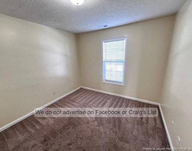 1745 Cherry Point Drive - Photo Thumbnail 12