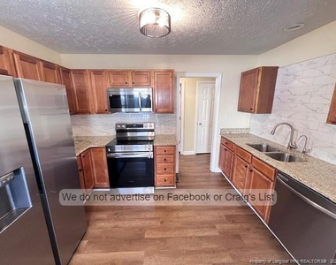 1745 Cherry Point Drive - Photo Thumbnail 4
