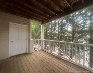 380 Bubble Creek Court - Photo Thumbnail 15