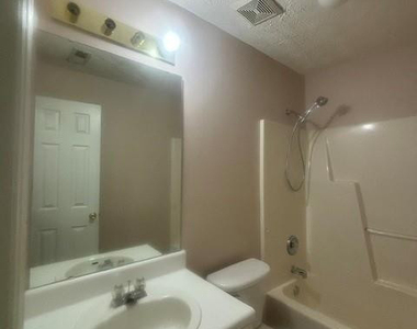 380 Bubble Creek Court - Photo Thumbnail 9