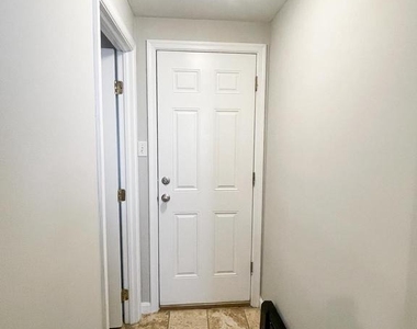 2642 Brown Street - Photo Thumbnail 8