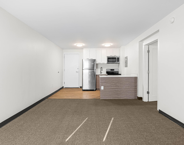 5104 Hollyridge Drive - Photo Thumbnail 15