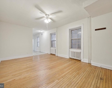 1817 Spruce Street - Photo Thumbnail 10
