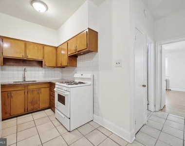 1817 Spruce Street - Photo Thumbnail 7