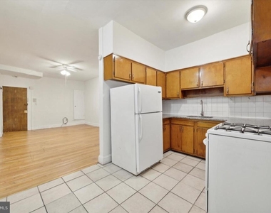 1817 Spruce Street - Photo Thumbnail 3
