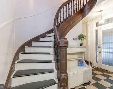 1817 Spruce Street - Photo Thumbnail 16