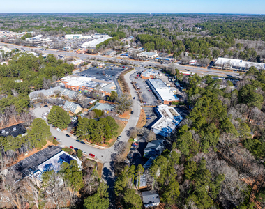 5104 Hollyridge Drive - Photo Thumbnail 1