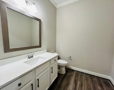 1717 Banks View Drive - Photo Thumbnail 17