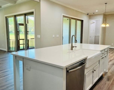 1717 Banks View Drive - Photo Thumbnail 11