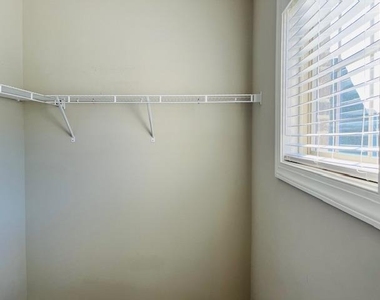 1717 Banks View Drive - Photo Thumbnail 25