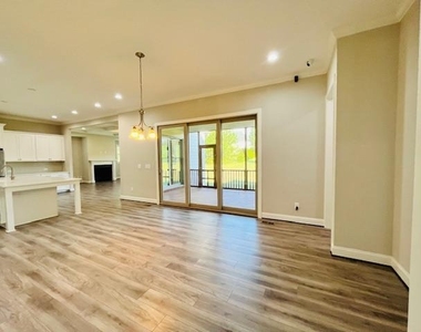 1717 Banks View Drive - Photo Thumbnail 7