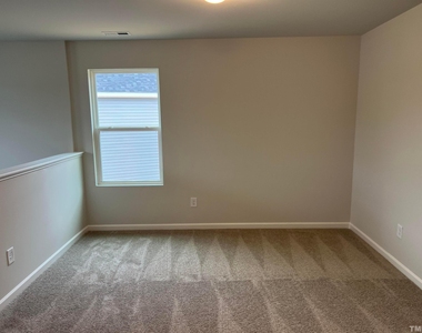 179 Maple Tree Lane - Photo Thumbnail 10