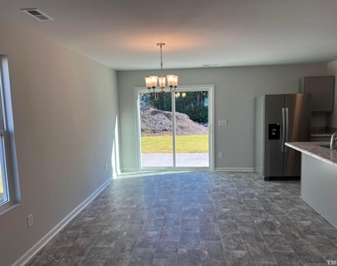 179 Maple Tree Lane - Photo Thumbnail 2