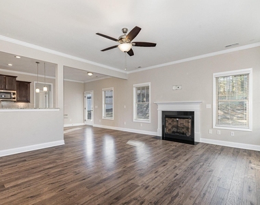 373 Neuse Landing Drive - Photo Thumbnail 6