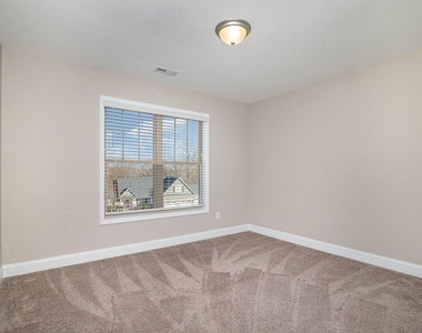373 Neuse Landing Drive - Photo Thumbnail 22