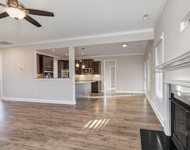 373 Neuse Landing Drive - Photo Thumbnail 7