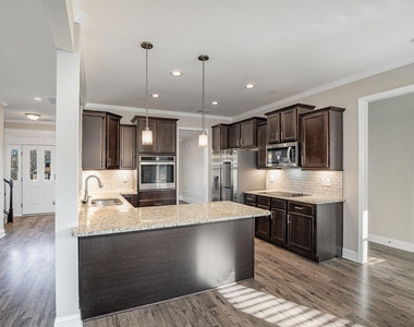 373 Neuse Landing Drive - Photo Thumbnail 10