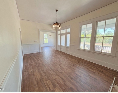 114 Forest Avenue - Photo Thumbnail 4