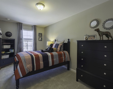 48 Hawkstone Drive - Photo Thumbnail 16