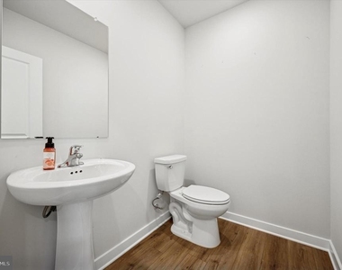 7 Kusy Terrace - Photo Thumbnail 8