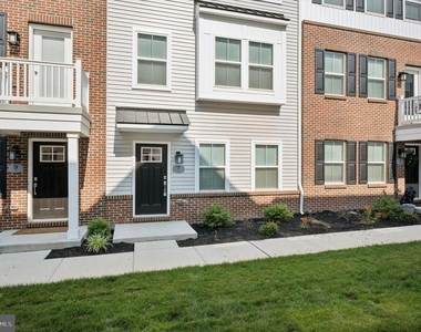 7 Kusy Terrace - Photo Thumbnail 1