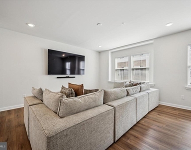 7 Kusy Terrace - Photo Thumbnail 10