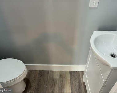 174 E Main Street - Photo Thumbnail 4