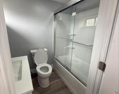 174 E Main Street - Photo Thumbnail 6