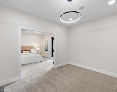 354 Winding Way - Photo Thumbnail 33