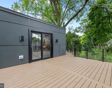 354 Winding Way - Photo Thumbnail 46