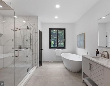 354 Winding Way - Photo Thumbnail 36