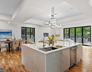 354 Winding Way - Photo Thumbnail 12