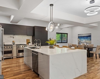 354 Winding Way - Photo Thumbnail 3